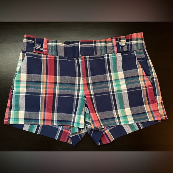 2/ $20 Banana Republic Plaid Shorts - Picture 1 of 5